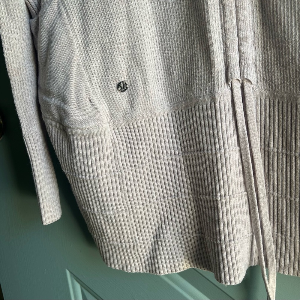 Lululemon Cardigan Sweater Transformation Wrap Thumb Hole Heathered Dune Beige 4 - Picture 6 of 14